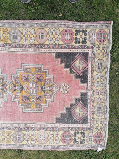 Turkish rug,vintage rug, oushak wool rug 3'10x6