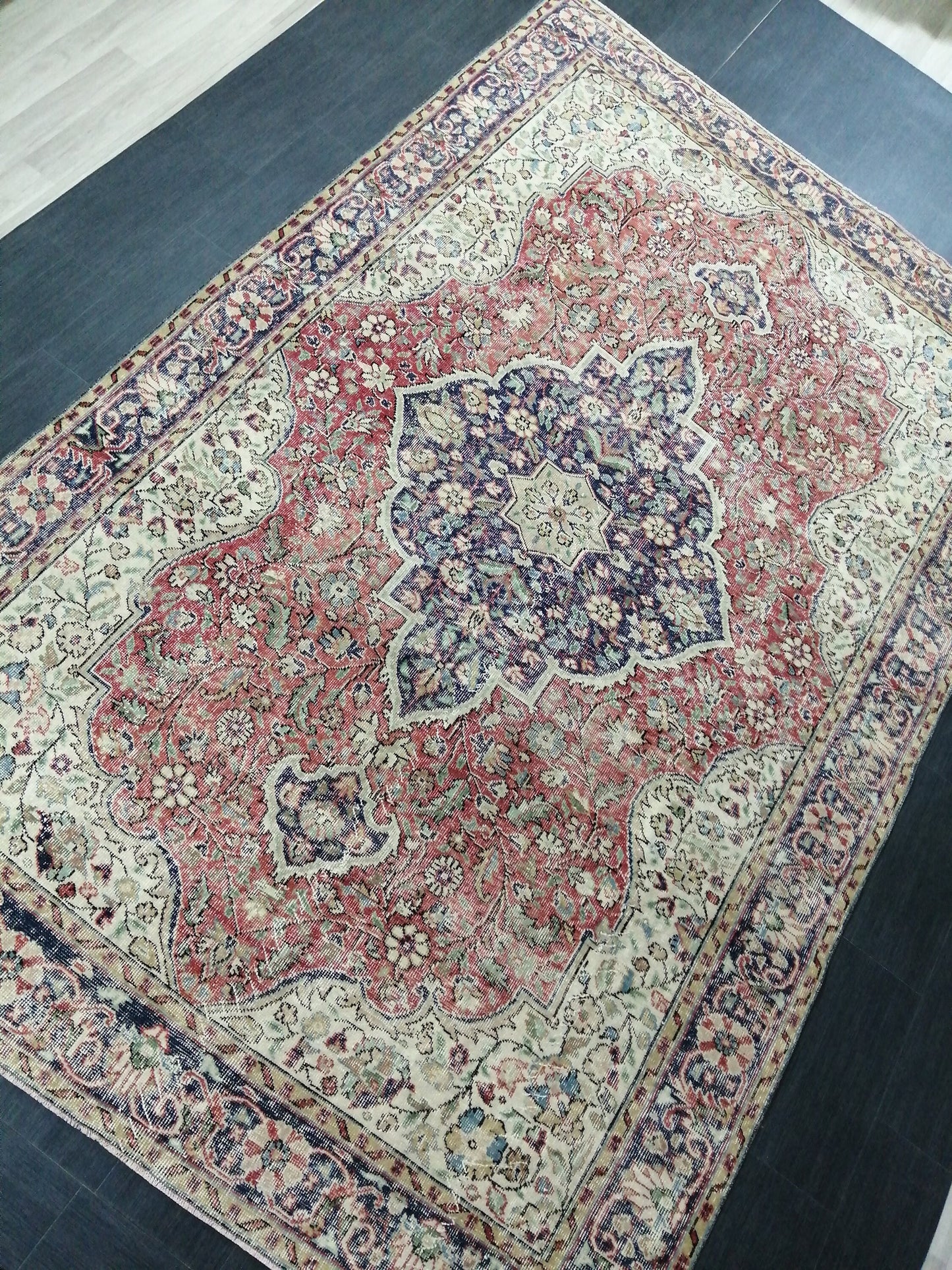 Vintage Rug 6.6 x 10.3 Turkish  Rug, Distressed Rug Oushak Rug Oriental Rug Antique Rug