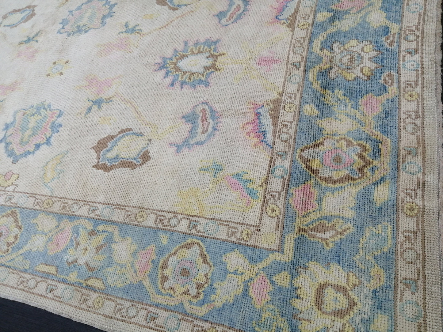 Muted OUSHAK RUG, TURKISH Oushak 6 x 10.3 rug Vintage 6x10 Rug Wool Vintage Turkish Rug Hand Made Rugs, Made In Turkey Hand craft Rug