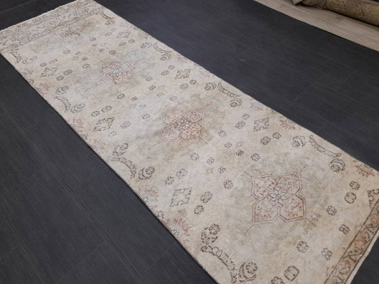 Neutral Vintage Runner Rug 2.7 x 8.5 Muted Turkish Runner Rug Distressed Runner Rug Hallway Runner Rug Kitchen Runner Rug Hallway Runner