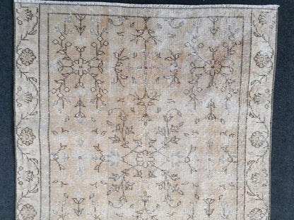 Muted distressed vintage rug 5'10x3'6 turkish rug, muted rug oushak rug floral rug oriental rug antique rug