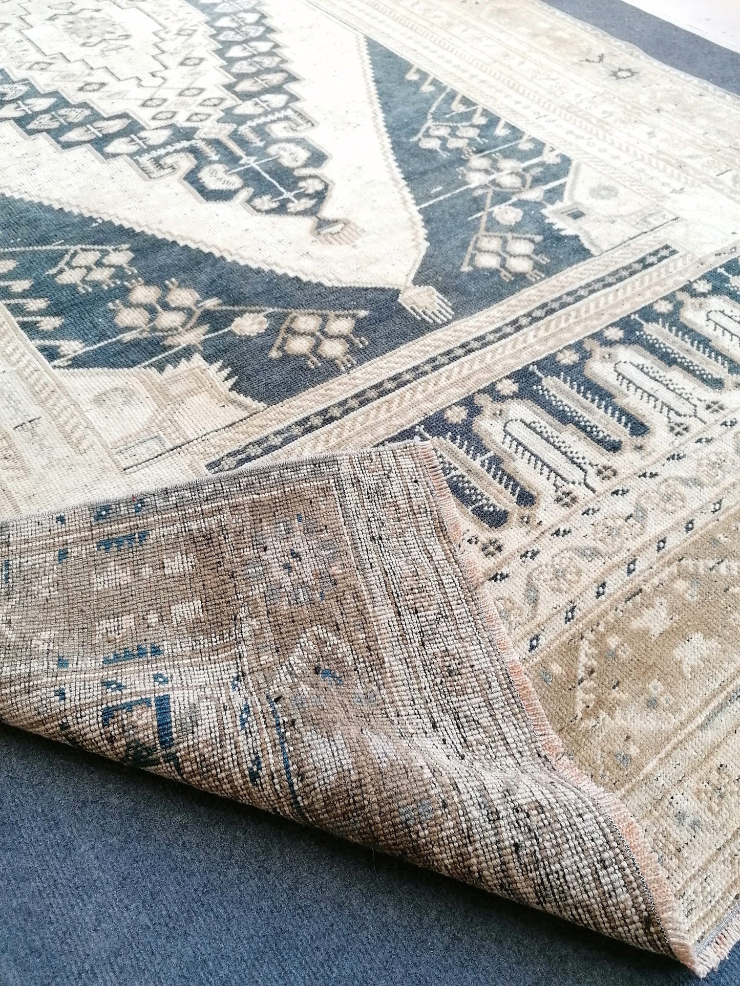 10'8x5'4 vintage turkish rug,oushak vintage rug,kitchen rug,vintage anatolian bohemian rug,unique hand made