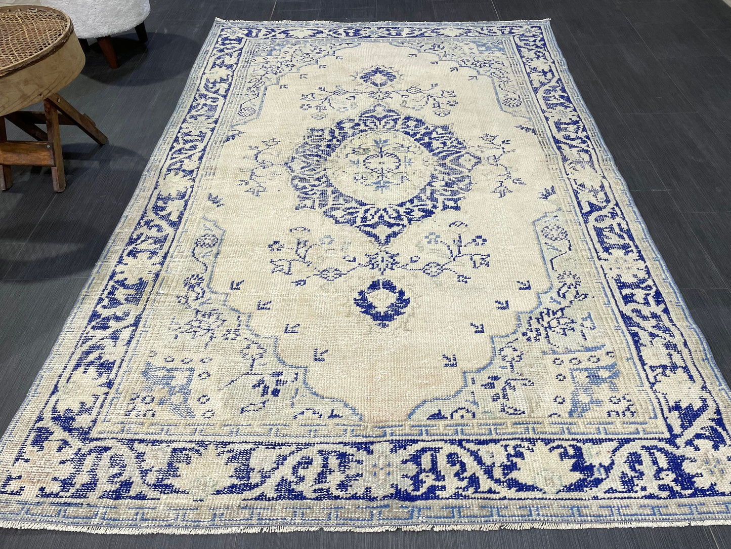 Muted Vintage RUG, muted Turkish Oushak Rug, Antique 4.6 x 6.8 Rug, Distressed Vintage Wool Rug, Handmade Rug, Hand Knotted Turkish Rug