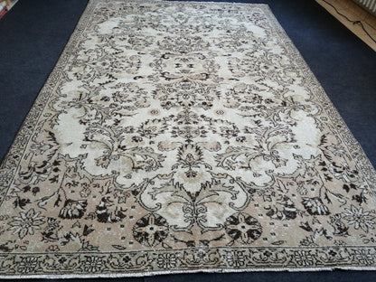 10 x 6.4  Floral Rugs, Hand Made Rug, Oushak Rug, Rustic Rug, Bohemian Rug, Muted Rug , Turkish Rug, Farmhouse Rug, Vintage Rug, Wool rug