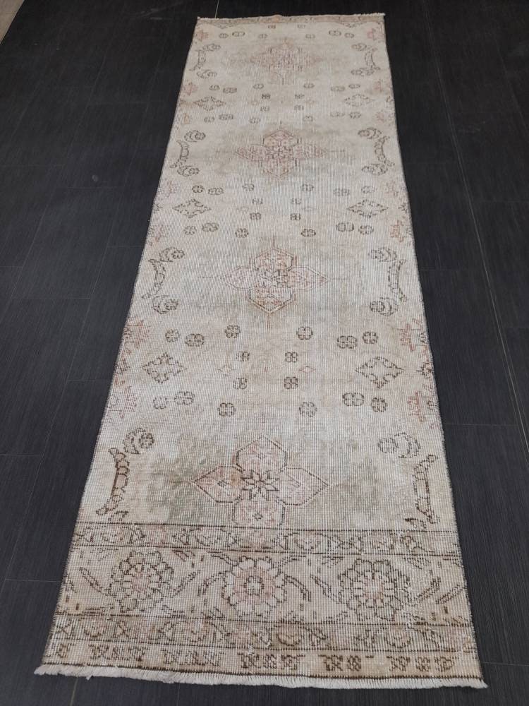 Neutral Vintage Runner Rug 2.7 x 8.5 Muted Turkish Runner Rug Distressed Runner Rug Hallway Runner Rug Kitchen Runner Rug Hallway Runner
