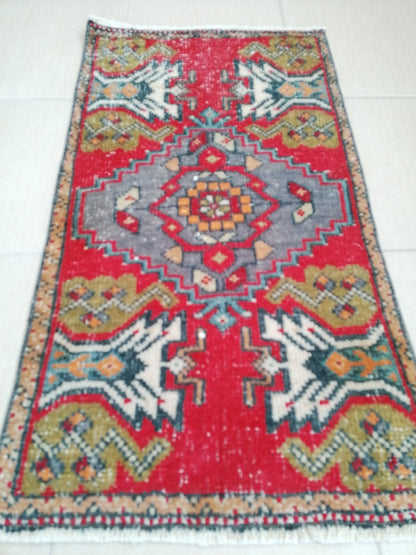 Turkısh rug 2'10x1'7 vıntage rug, small vıntage turkısh rug, hand made rug,wool rug