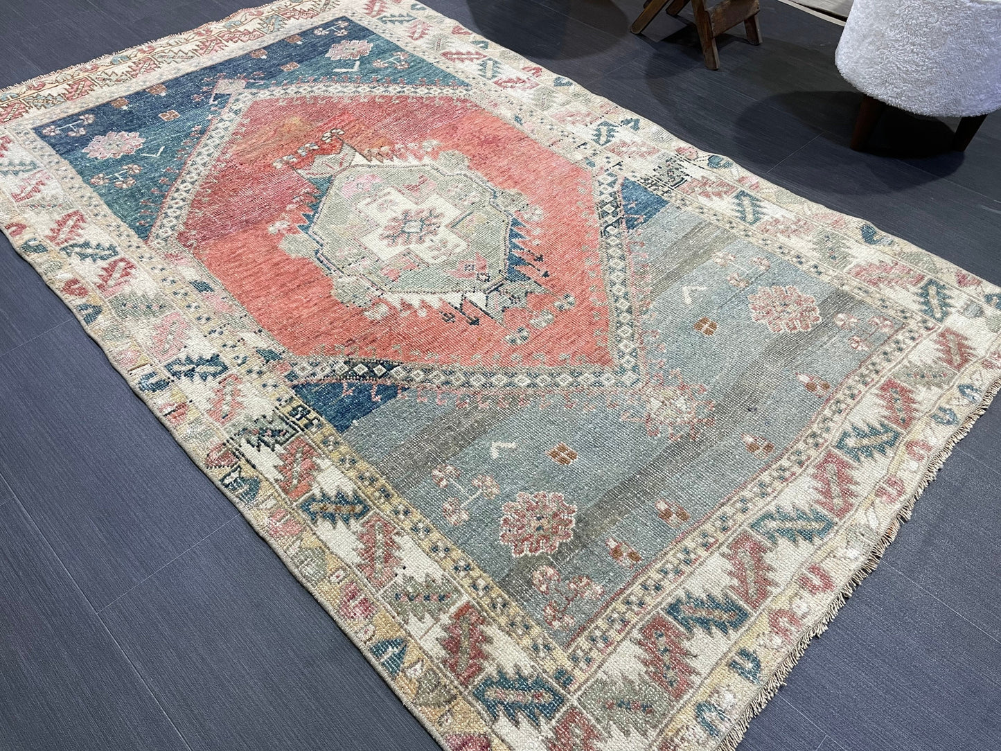 Hand Knotted Rug, Oushak Rug, Vintage 4 x 6.4 Rug Handmade Turkish Rug, Persian Rug, Vintage Rug, Wool  Antique Rug