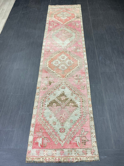Vintage Runner Rug 2.6 x 11 Muted Turkish Runner Rug Muted Oushak Runner Rug Hallway Runner Kitchen Runner Rug Wool Runner Star Rug