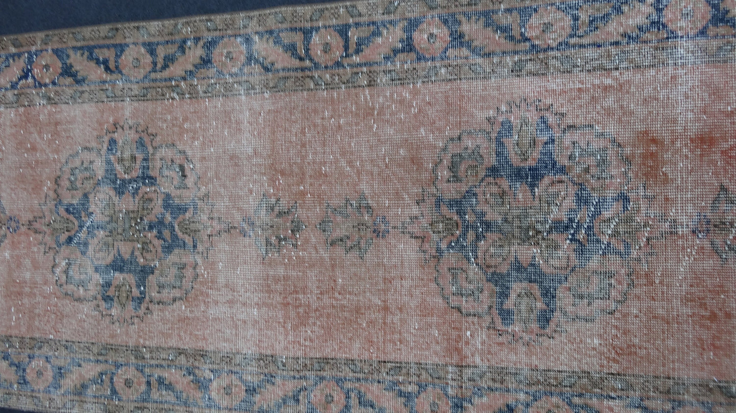 Runner rug, distressed vintage rug, hallway runner rug 141x34 inches