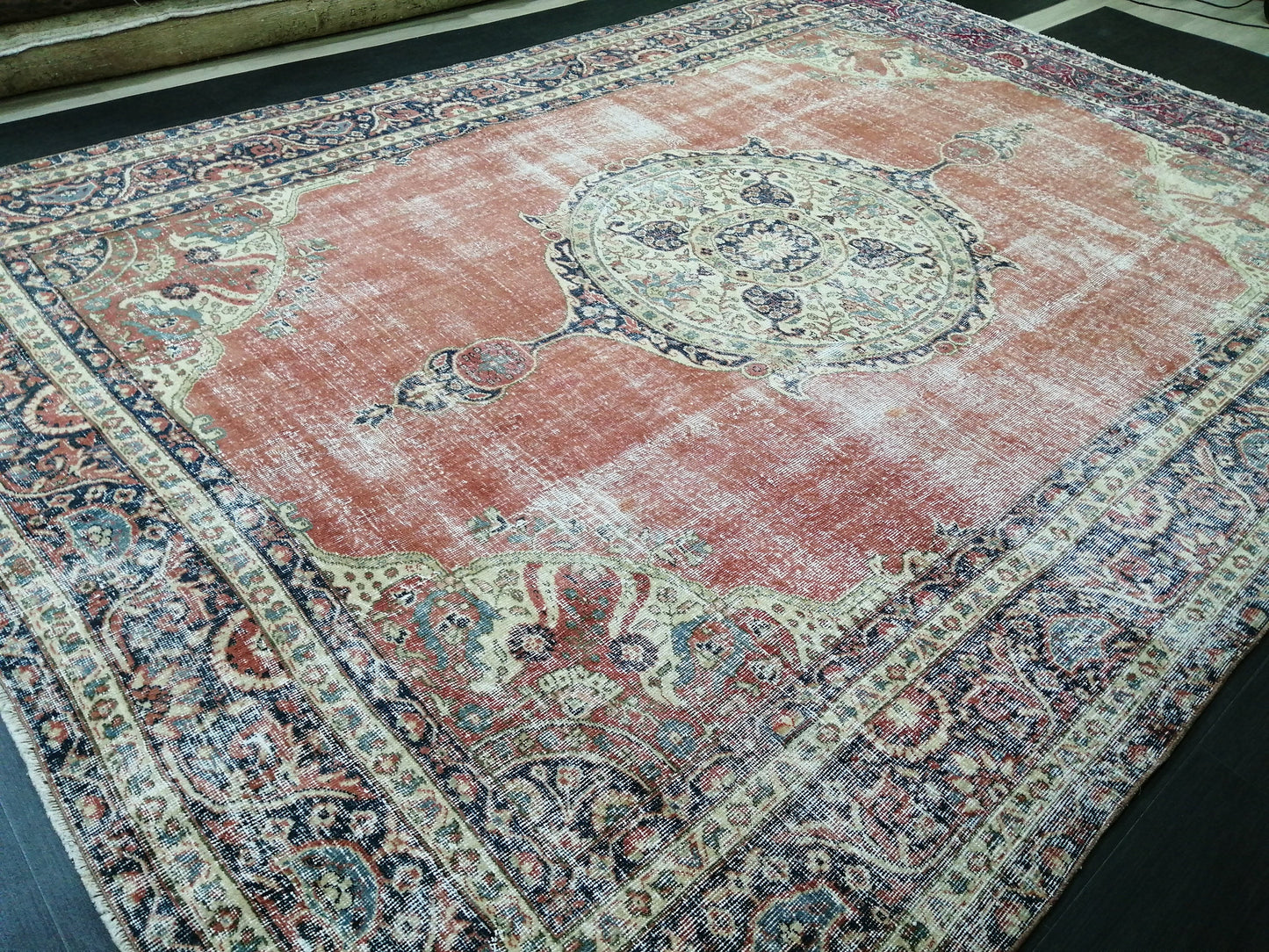 Oriental Vintage RUG 8x11 Distressed Rug Turkish Vintage Persian Rug Vintage Rug  Wool Oushak Rugs Antique Turkish Rug Muted Living room