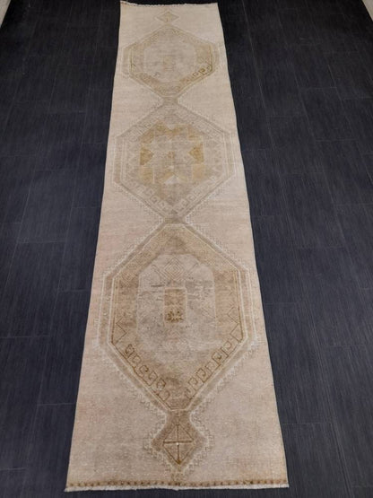 Neutral Vintage Runner Rug 2.6 x 11 Muted Turkish Runner Rug Vintage Runner Rug Hallway Runner Rug Kitchen Runner Rug Hallway Runner Rug
