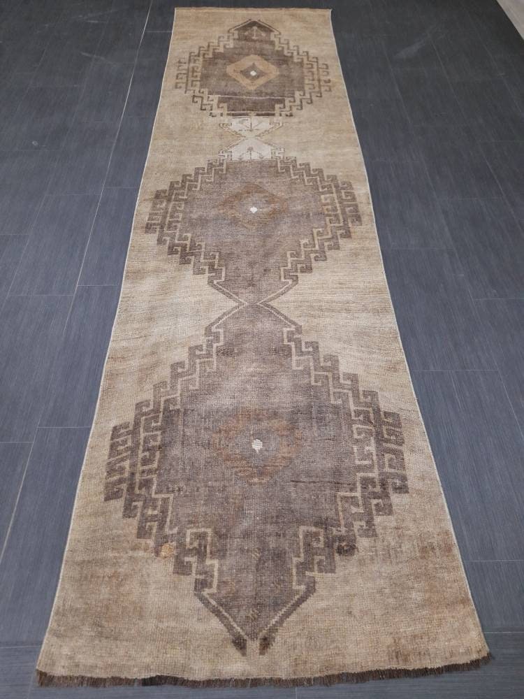 Neutral Vintage Runner Rug 2.7 x 10.3 Brown Vintage Runner Rug Turkish Hallway Runner Kitchen Runner Wool Runner Rug Oushak Runner No Dye