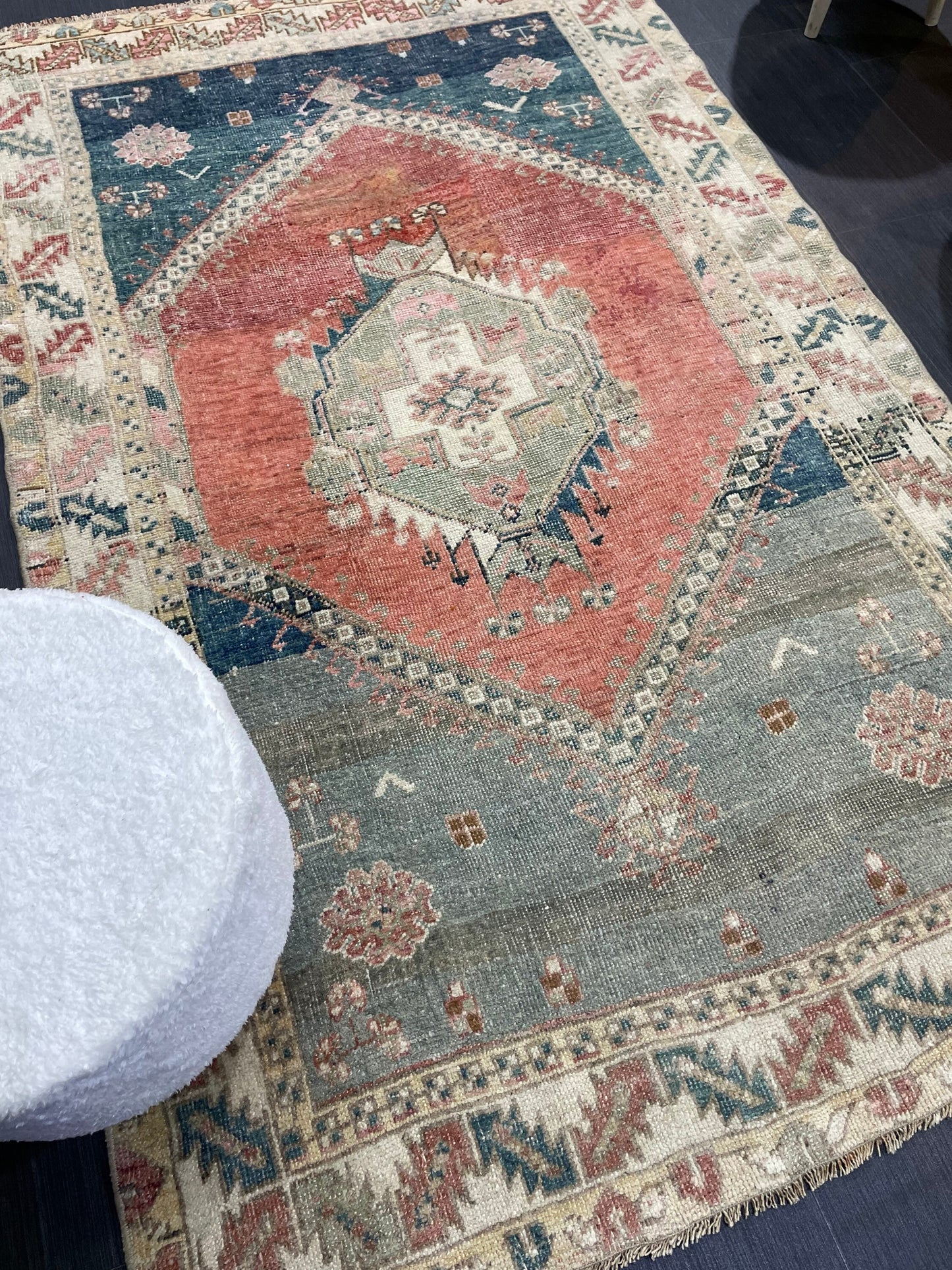 Hand Knotted Rug, Oushak Rug, Vintage 4 x 6.4 Rug Handmade Turkish Rug, Persian Rug, Vintage Rug, Wool  Antique Rug