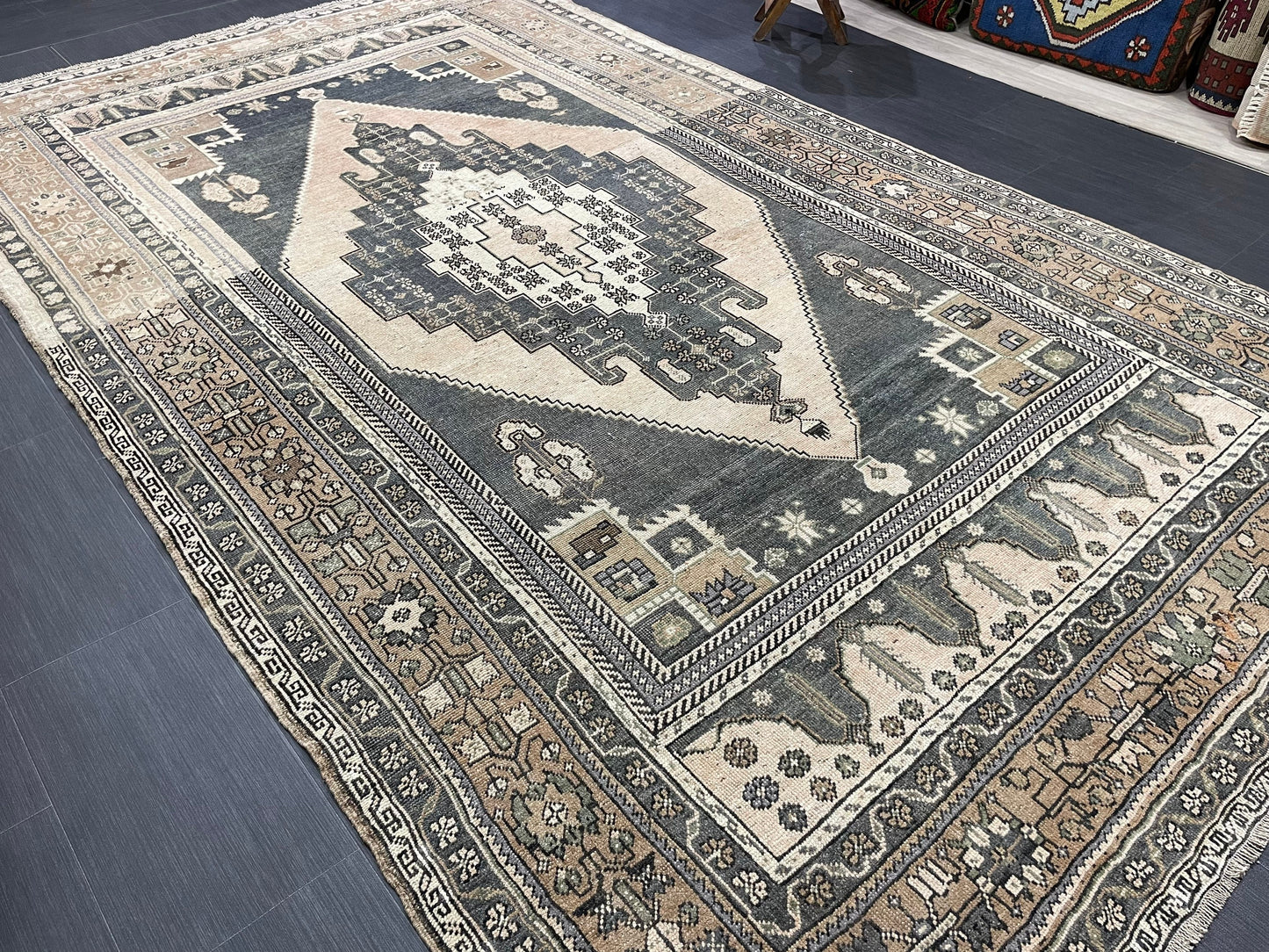 Vintage Rug 6.2 x 10.5 Authentic Turkish Oushak Rug Hand Knotted Rug Rustic Rug Handmade Wool Turkish Rug Persian Rug Oriental Green Rug