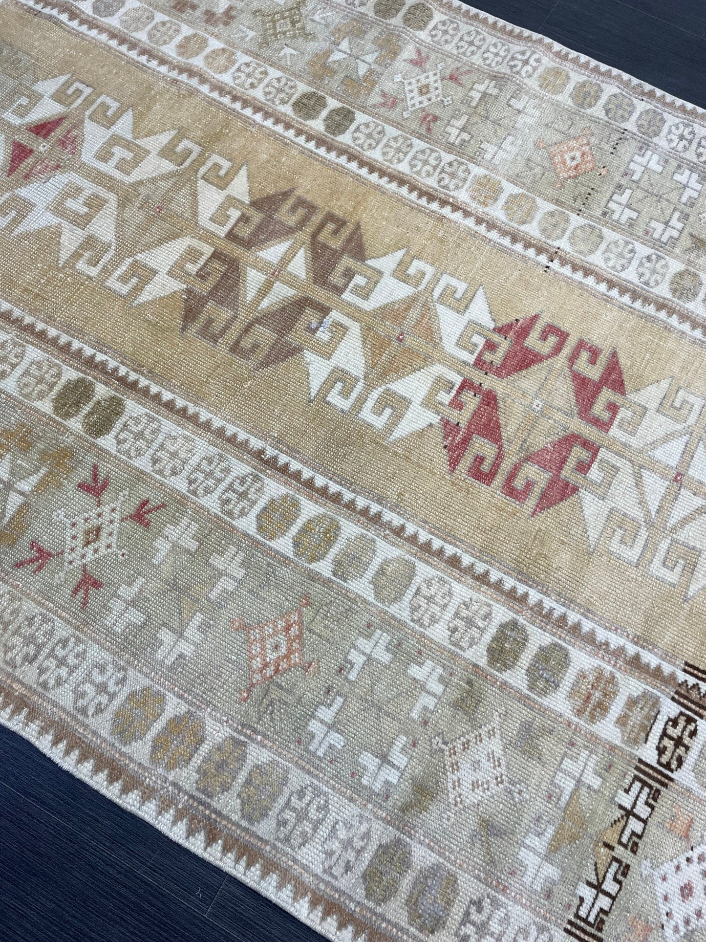 Vintage Rug, Oushak Rug, Wool Oriental 4 x 6.4 Rug, Handmade Rug, Persian Rug, Vintage Turkish Rug Hand Knotted Wool Rug