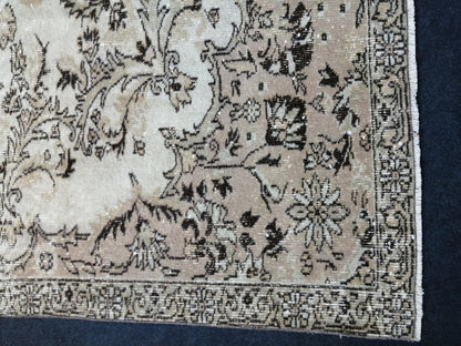 10 x 6.4  Floral Rugs, Hand Made Rug, Oushak Rug, Rustic Rug, Bohemian Rug, Muted Rug , Turkish Rug, Farmhouse Rug, Vintage Rug, Wool rug