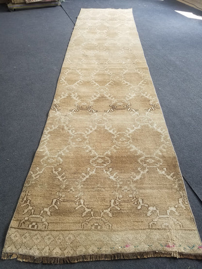 Oushak runner rug, earth tone runner rug, 2'8x11'5 ft