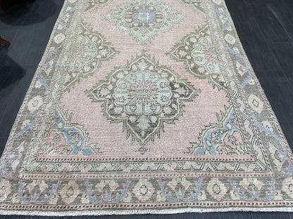 Vintage Runner Rug 4.3 x 9 Persian Runner Rug Wool Oushak Rug Oushak Runner Rug Turkish Runner Pink Kitchen Runner Distressed Hallway Runner
