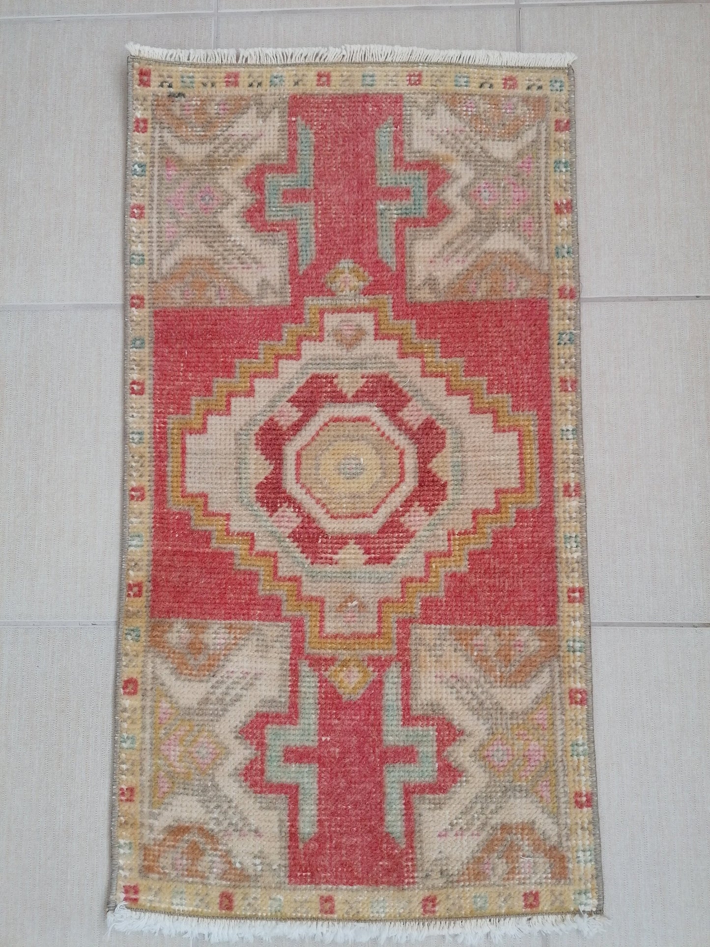 Turkısh rug, vıntage rug, vıntage turkısh rug, hand made rug, anatolıan wool rug 2'10x1'7 feet