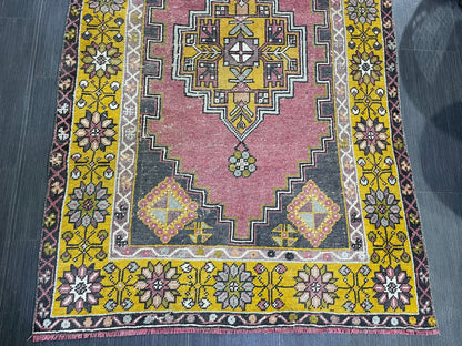 Vintage Rug, Turkish 3.7 x 7 Rug Oushak Rug, Handmade Rug, Muted Rug, Vintage Turkish Rug, Farmhouse Rug, Vintage Rug, Wool rug