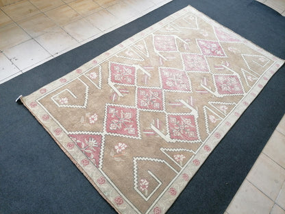 Neutral oushak rug, vintage wool rug turkish handmade rug 4'10x8'5 runner rug, living room rug, kitchen runner