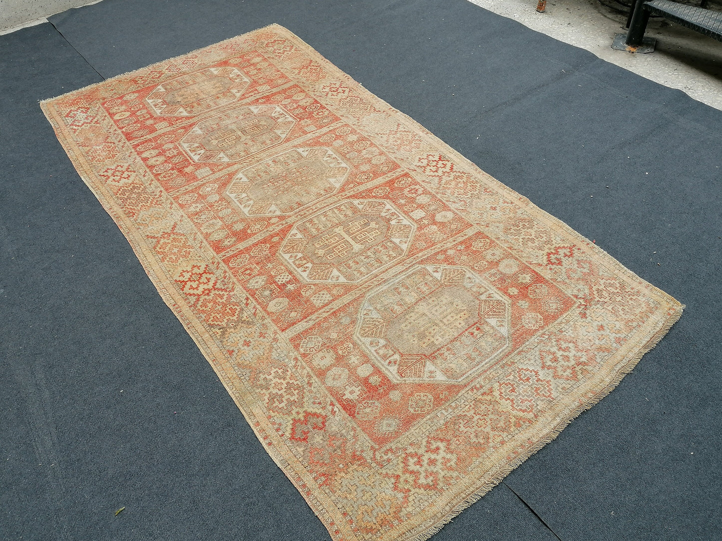 9'x4'4 soft vintage oushak turkish  rug, anatolian old vintage runner rug