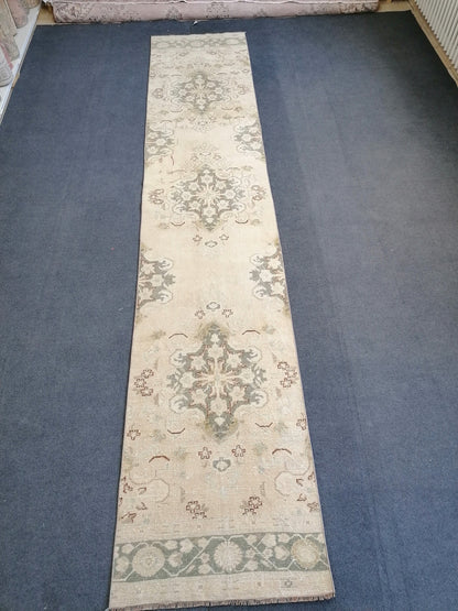 13'6x2'7 turkish runner rug,runner rug,vintage oushak runner rug,kitchen runner rug,hallway runner rug,vintage runner rug,oushak runner rug