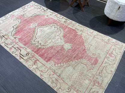 Antique Rug, Vintage 3 x 5.5 Rug, Turkish Wool Rug, Oushak Rug, Fine Hand Knotted Rug, Persian Rug, Handmade Rug