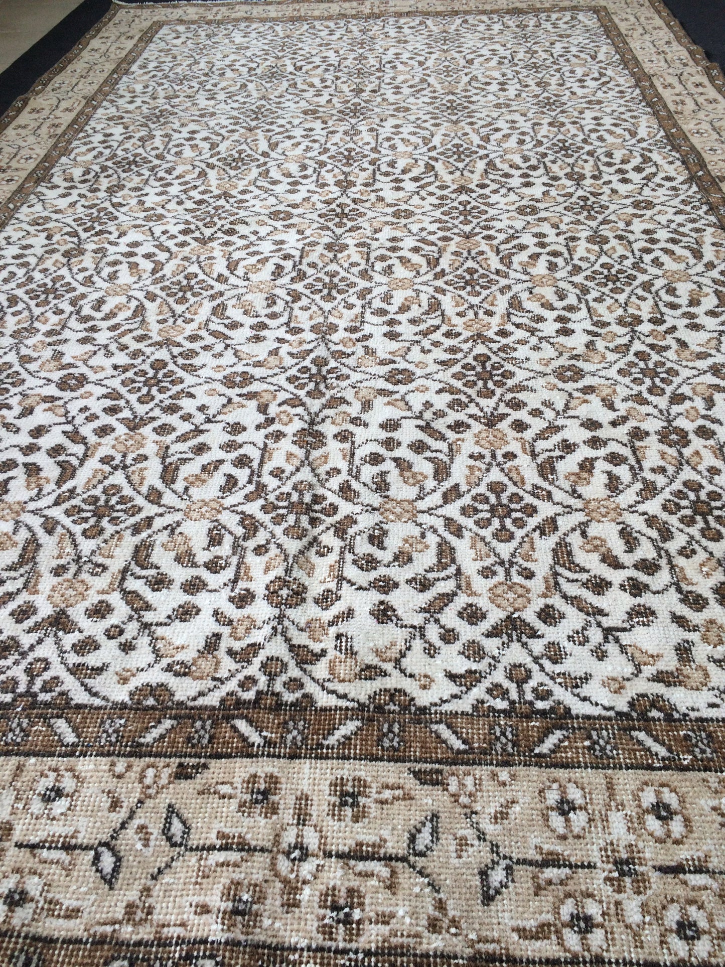 Hand Made Rug Turkish Vintage Rug Oushak Rugs Rustic Rug Wool Oushak Rugs floral Farmhouse Rug, Pastel Vintage Rug Muted Neutral Wool Rug