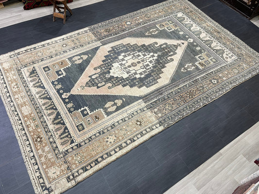 Vintage Rug 6.2 x 10.5 Authentic Turkish Oushak Rug Hand Knotted Rug Rustic Rug Handmade Wool Turkish Rug Persian Rug Oriental Green Rug