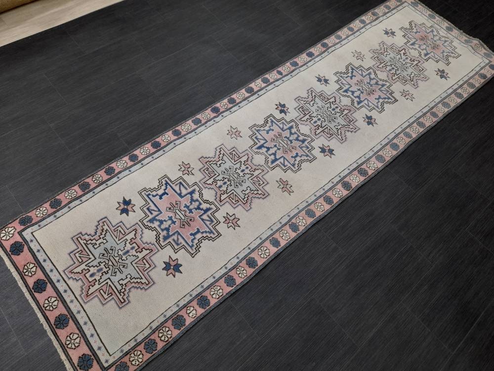 Hand Knotted Runner Rug 2.6 x 9 Vintage Turkish Runner XL Vintage Oriental Runner Rug Oushak Runner Rug Plush Soft Wool Runner Hand Made Rug