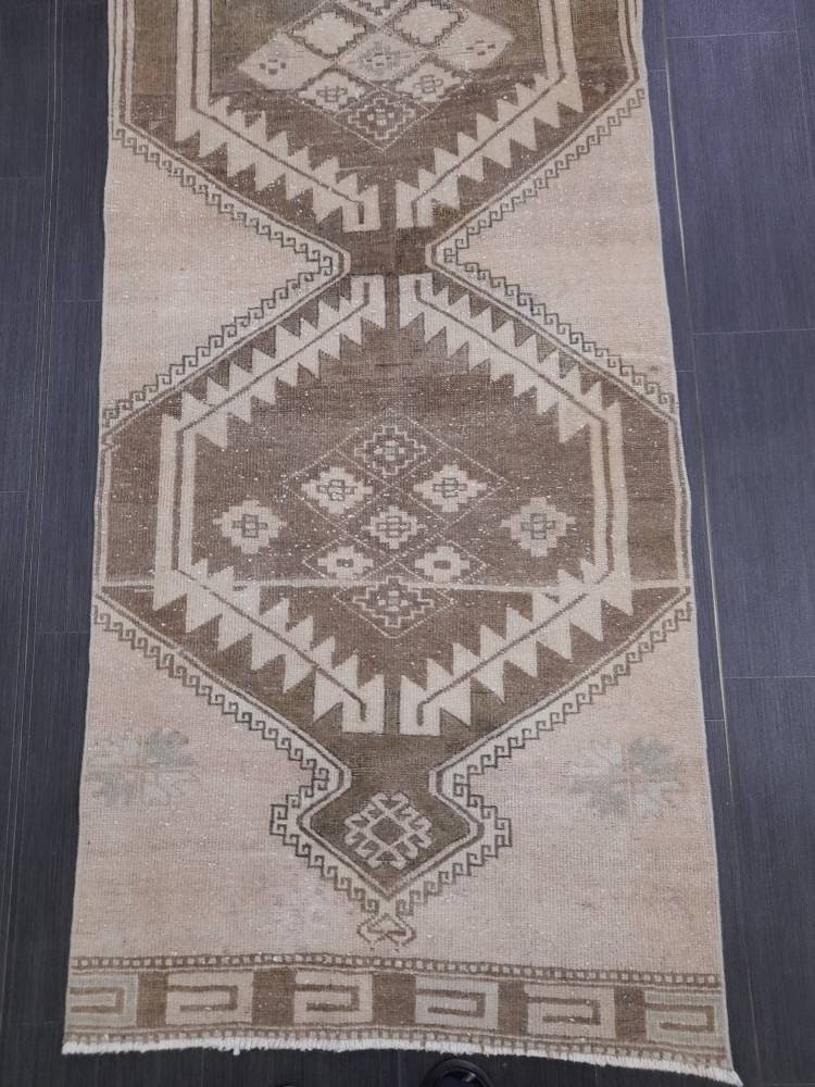 NEUTRAL Turkish RUNNER Rug Neutral 2.7 x 9.6 RUNNER Vintage Muted Short Runner Oriental Runner Rug, Turkish Runner Neutral Persian Runner