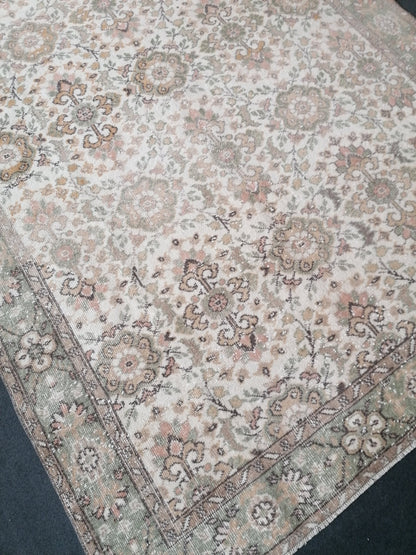 6.3 x 10 Oushak turkish rug vintage rug, vintage oushak rug, handmade rug