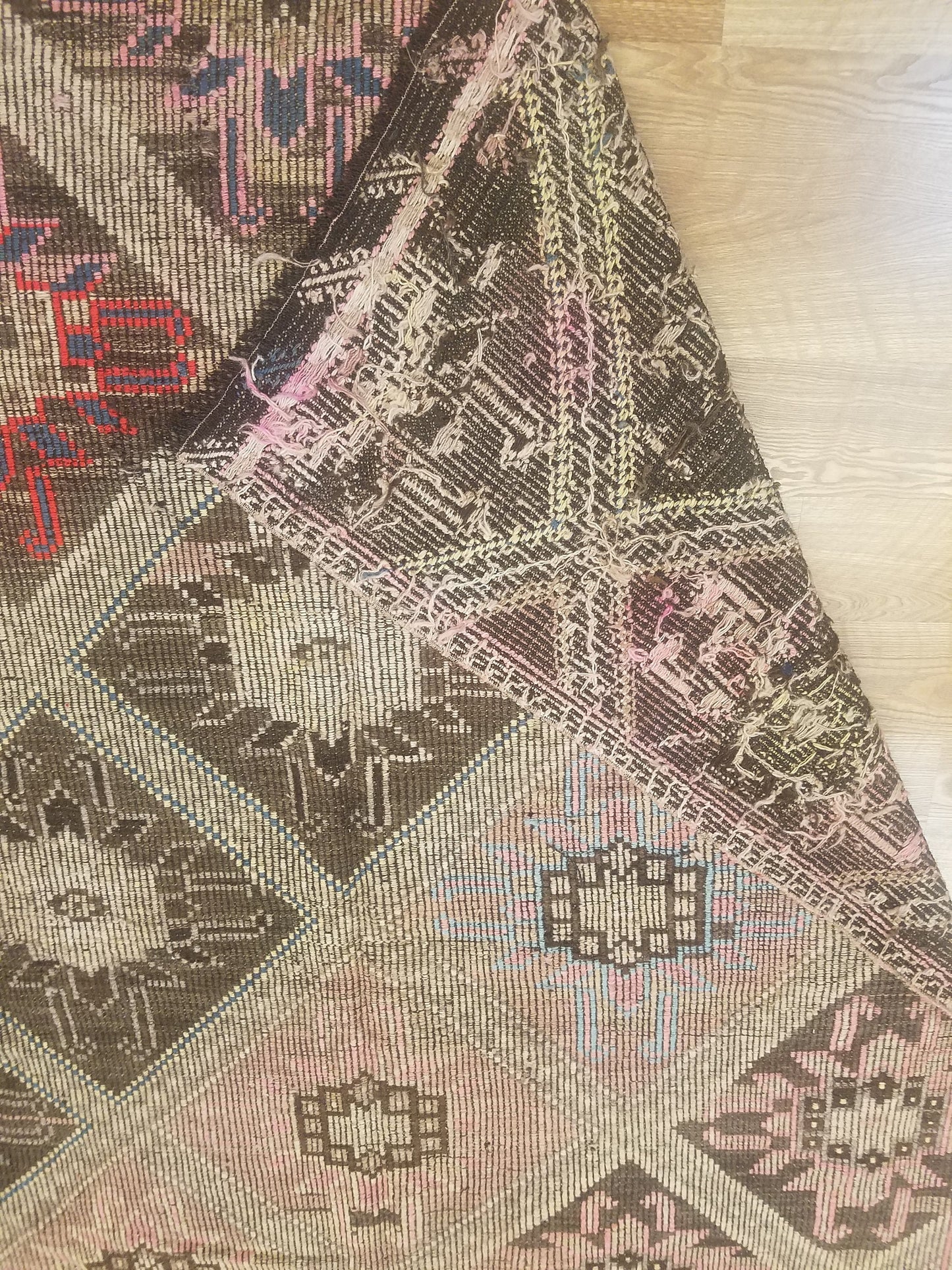 6 x 9 flatwoven with embroidery rug, handmade kilim wool rug, vintage turkish rugs oushak rug vintage oushak rug, wool rug