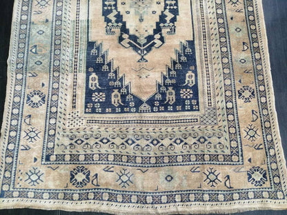 Vintage Turkish Oushak rug,5.5 x 9.3 Muted Persian  Rug, Muted turkish Rug, Navy Oushak  rug, Oriental Vintage Rug, Soft wool Rug,