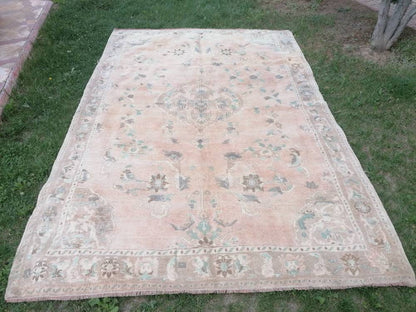 Faded turkish oushak rug 6'7x9'6 large vintage oushak rug, unique hand made rug, bohemian rug