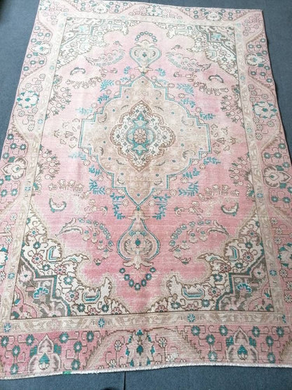 5.8 x 8 Persian wool rug - vintage pink rug, living room rug, handmade wool rugs