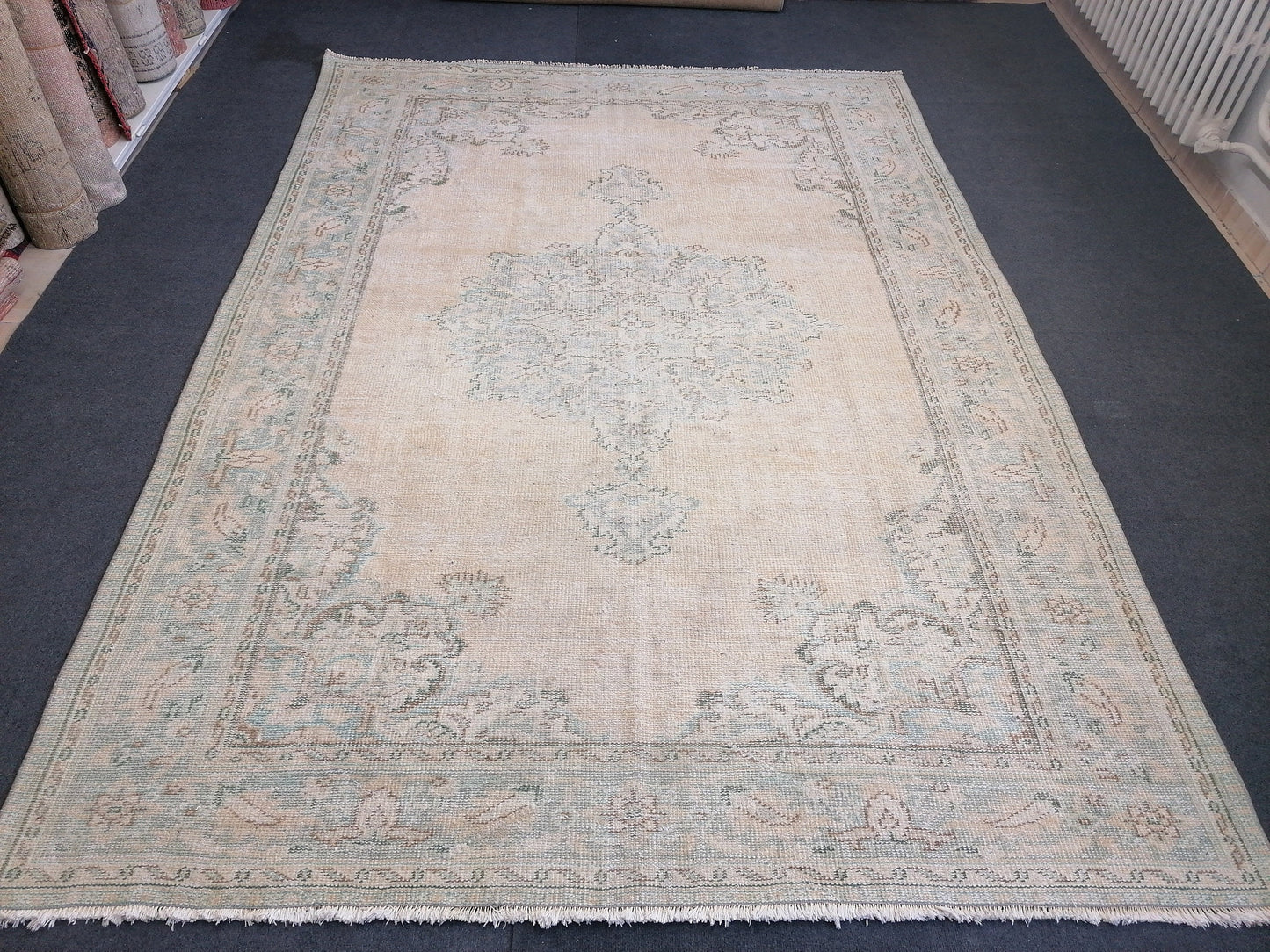 7 x 10 Distressed vintage rug  large handmade rug, antique rug, rustic rug, floral rug turkish rug, farmhouse rug, wool rug