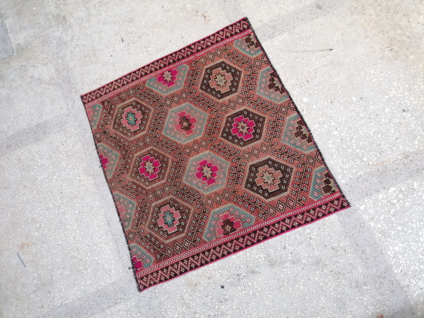 5'9x5'5 flatwoven with embroidery rug turkish hand made rugs vintage turkish rugs oushak rug vintage oushak rug, wool rug