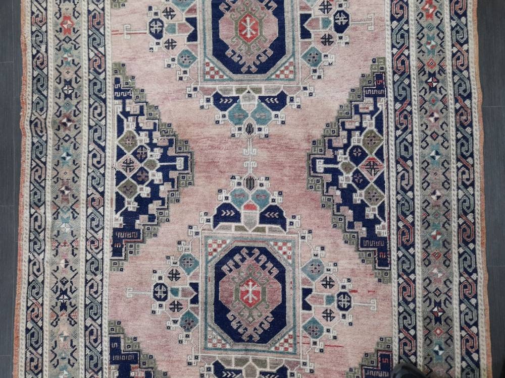 Vintage rug Medium Wool Pile 5 x 11.3 Turkish Rug, Oushak Rug, Quality Wool Rug Hand Knotted Rug , Oriental Rug Fine Knotted rug
