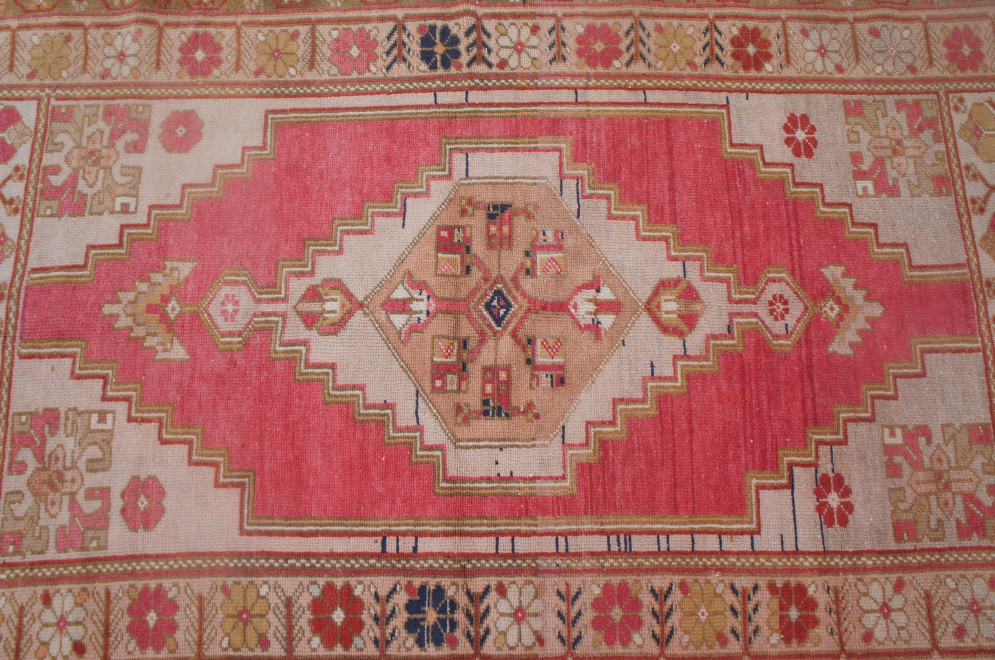 Vintage Turkish  Rug, Turkish Rug,  Oushak Rug, Bohemian  rug, Hand Made Rug, Earth tones Rug, Wool  rug, Kitchen Rug, Vintage Rug