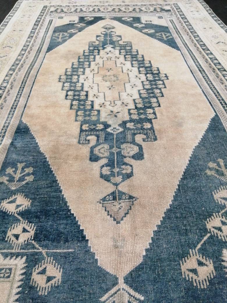 OUSHAK RUG 9.5 x 5.2 TURKISH Oushak Rug  Vintage Oushak Rug Muted Vintage Oriental Rug Wool Oushak Rug Hand Made Rug Vintage Persian Rug