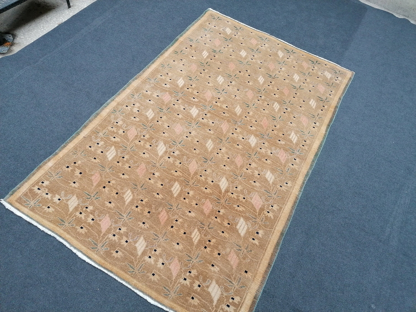 Hand made wool bohemian rug 7'2x4'5 vintage rug