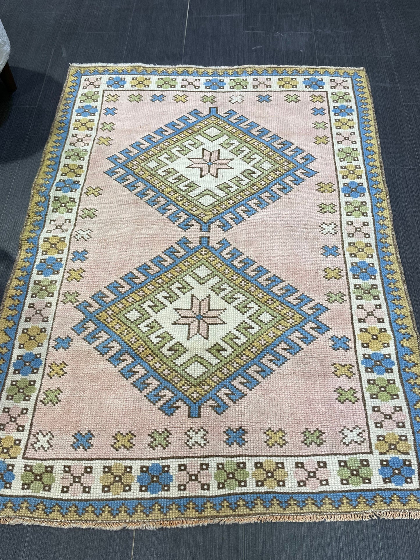 Vintage Rug, Handmade Rug, 3.3 x 4.4 Oushak Rug, Turkish Rug, Natural Wool Rug, Fun Rug, Persian Rug, Soft Wool Rug, wholesale Rug