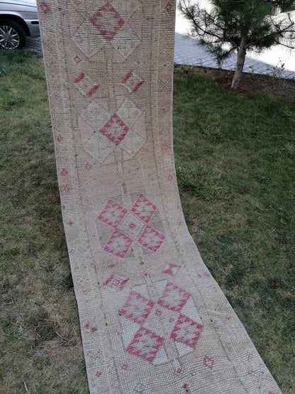 Vintage turkish runner rug 2'7x12'8 hallway runner rug, vintage runner rug turkish hand made wool rug, kitchen rug, hallway runner rug,