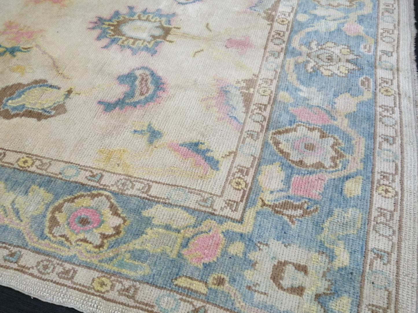 Muted OUSHAK RUG, TURKISH Oushak 6 x 10.3 rug Vintage 6x10 Rug Wool Vintage Turkish Rug Hand Made Rugs, Made In Turkey Hand craft Rug