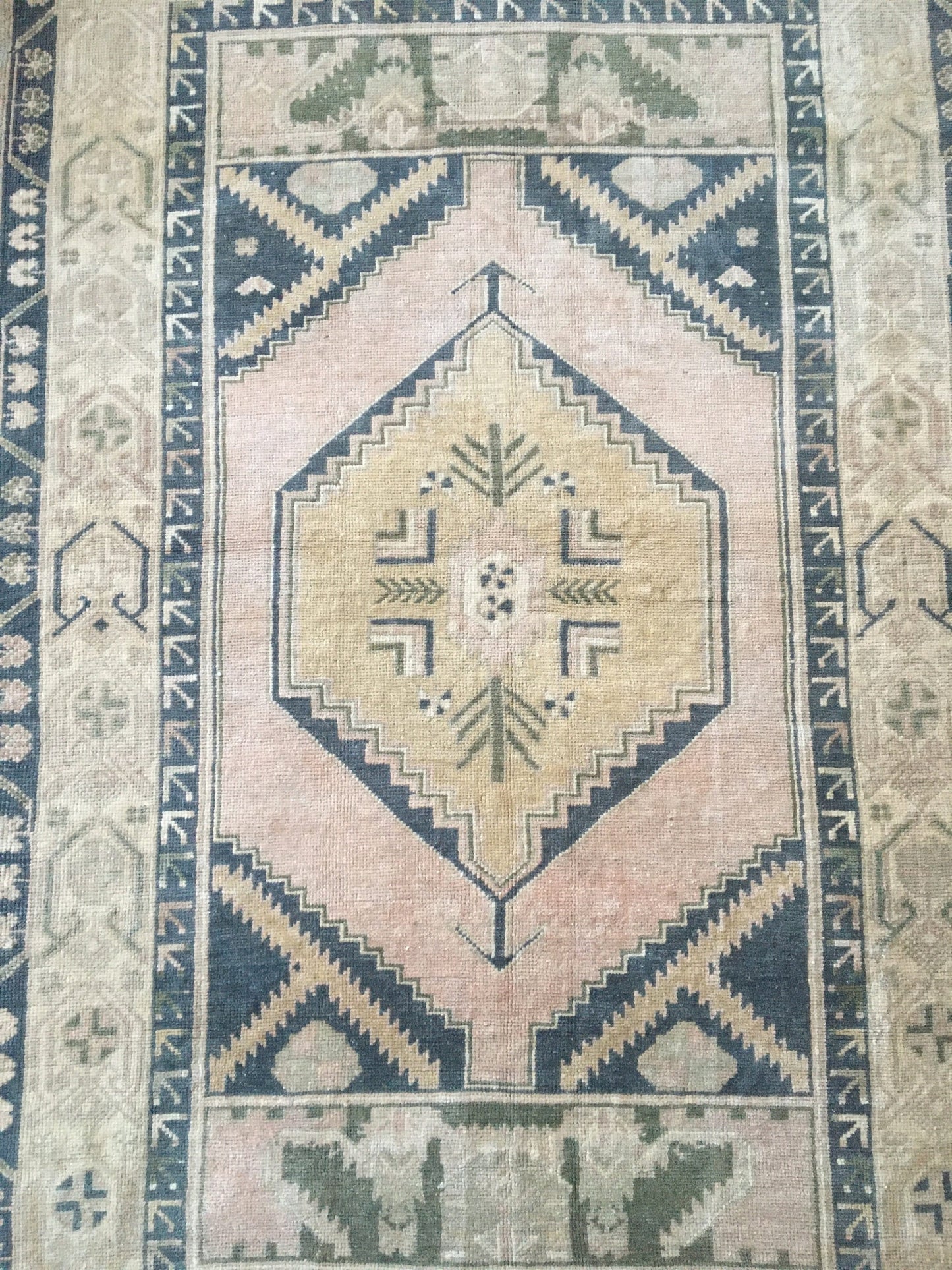 4.1 x 6.5 feet wool anatolian rug, turkish vintage living room rug, Handmade rug, oushak rug