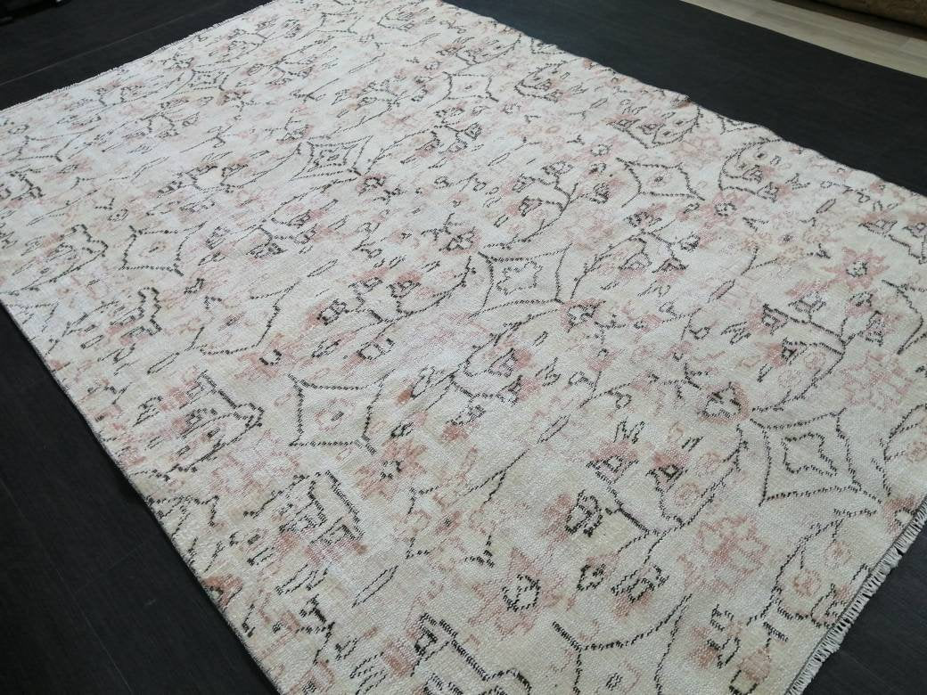Muted Vintage RUG TURKISH Large Rug 5.5 x 8.3 Oushak Rug Vintage Oushak Rug Vintage Rug Muted Faded Rug Hand Made Rug Vintage Neutral Rug