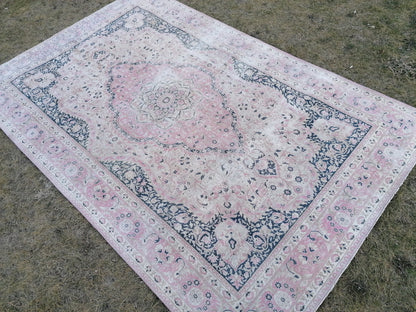 6.7 x 10.2 vintage rug. turkish oushak rug rustic, tribal rug retro rug traditional turkish rug