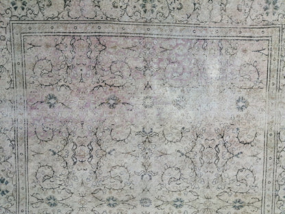 Muted Distressed Vintage Rug 9.2 x 6 Turkish  Rug, Muted Rug Oushak Rug Floral Rug Oriental Rug Antique Rug